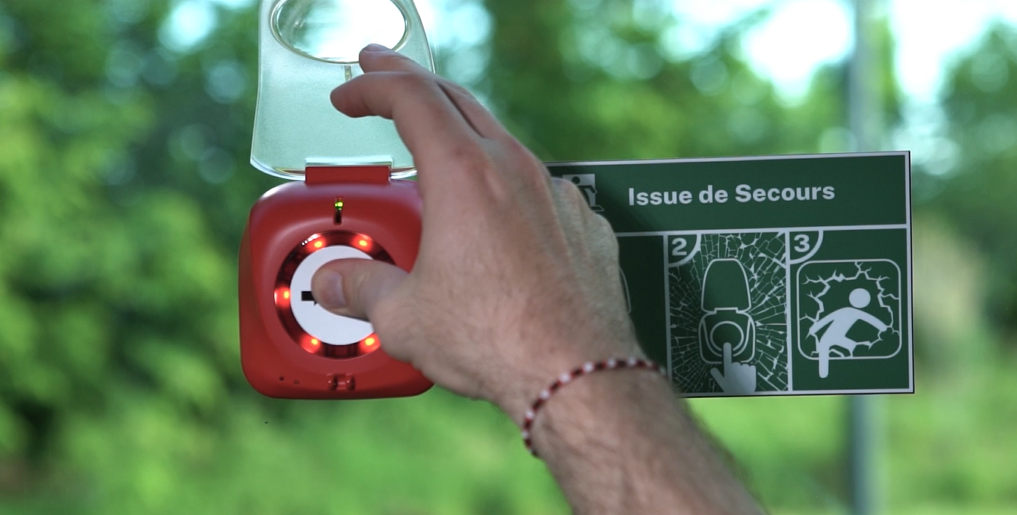 Brise vitre électronique d'urgence, le BREAKEE by Aguila Technologies